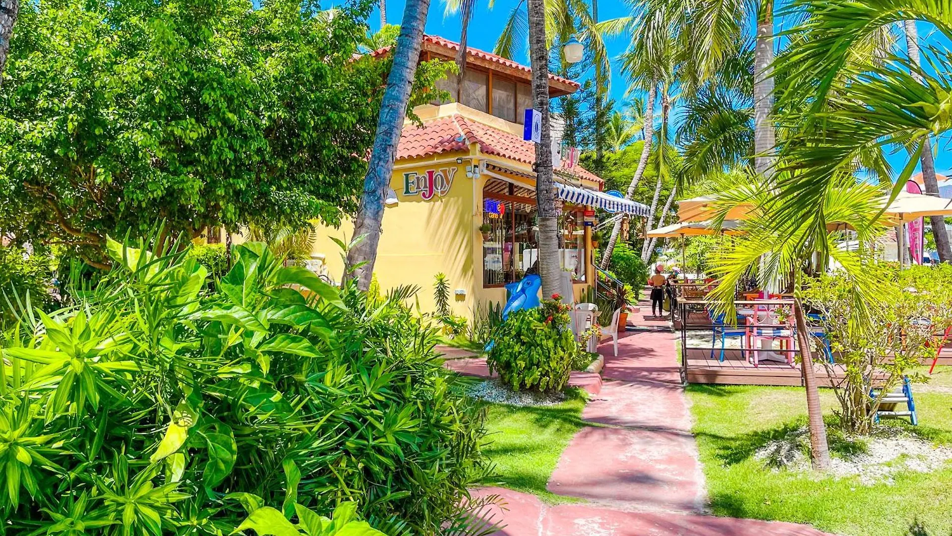 Caribbean Paradise Ocean Breeze Hotel With View Los Corales Bbq Wifi Beach Club & Spa Punta Cana