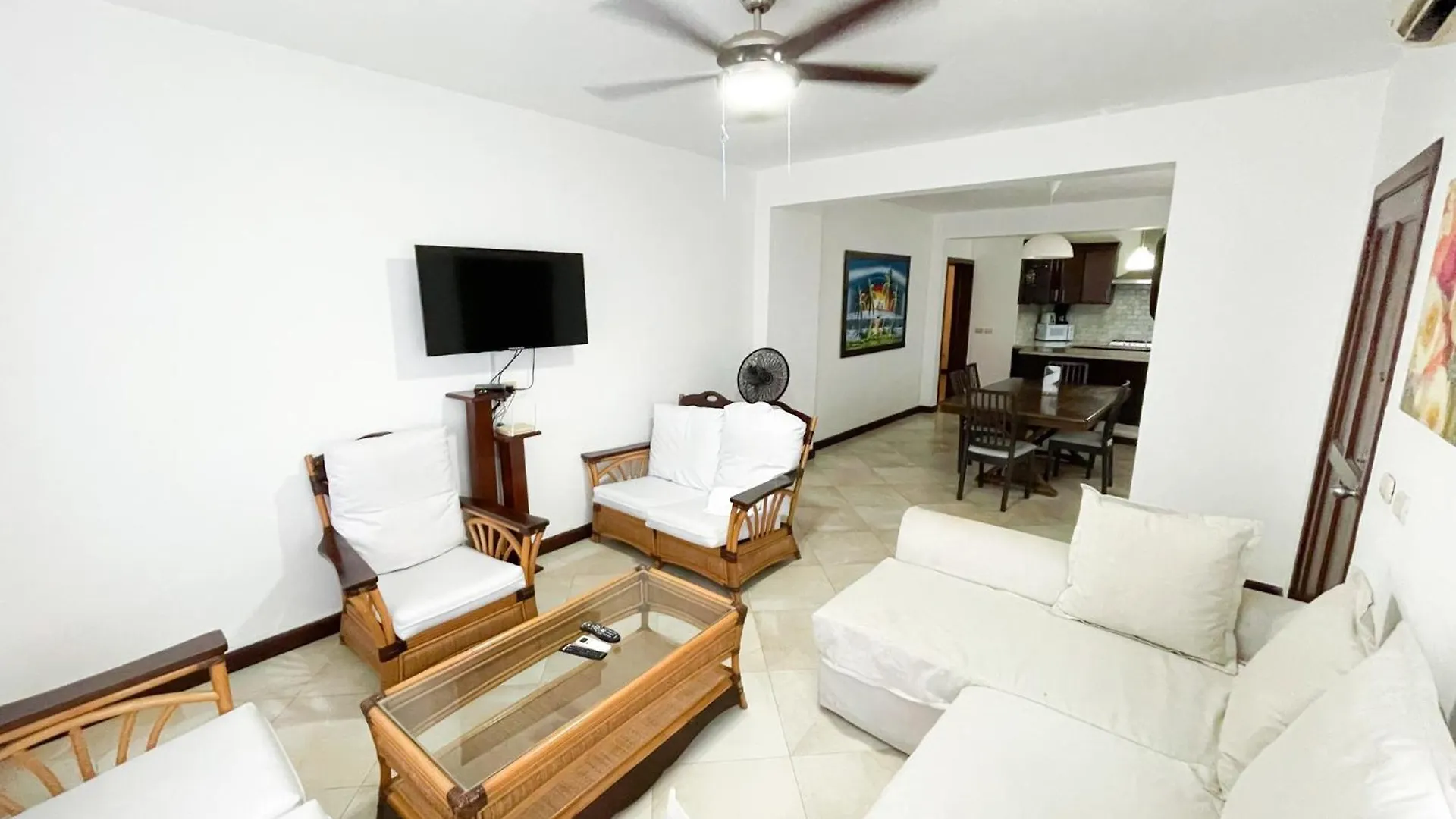 פונטה קאנה Caribbean Paradise Ocean Breeze Hotel With View Los Corales Bbq Wifi Beach Club & Spa 5*, פונטה קאנה