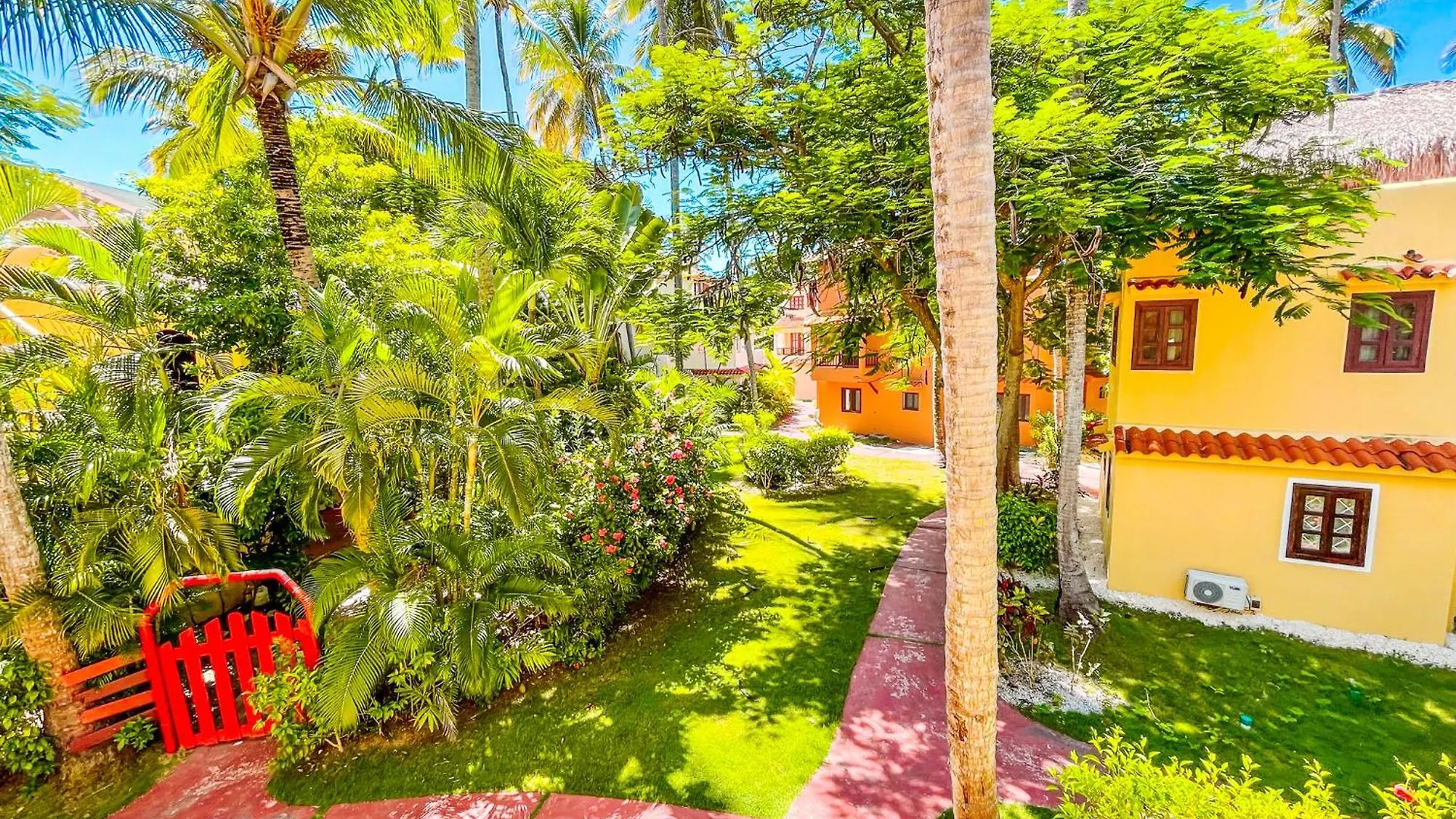 פונטה קאנה Caribbean Paradise Ocean Breeze Hotel With View Los Corales Bbq Wifi Beach Club & Spa